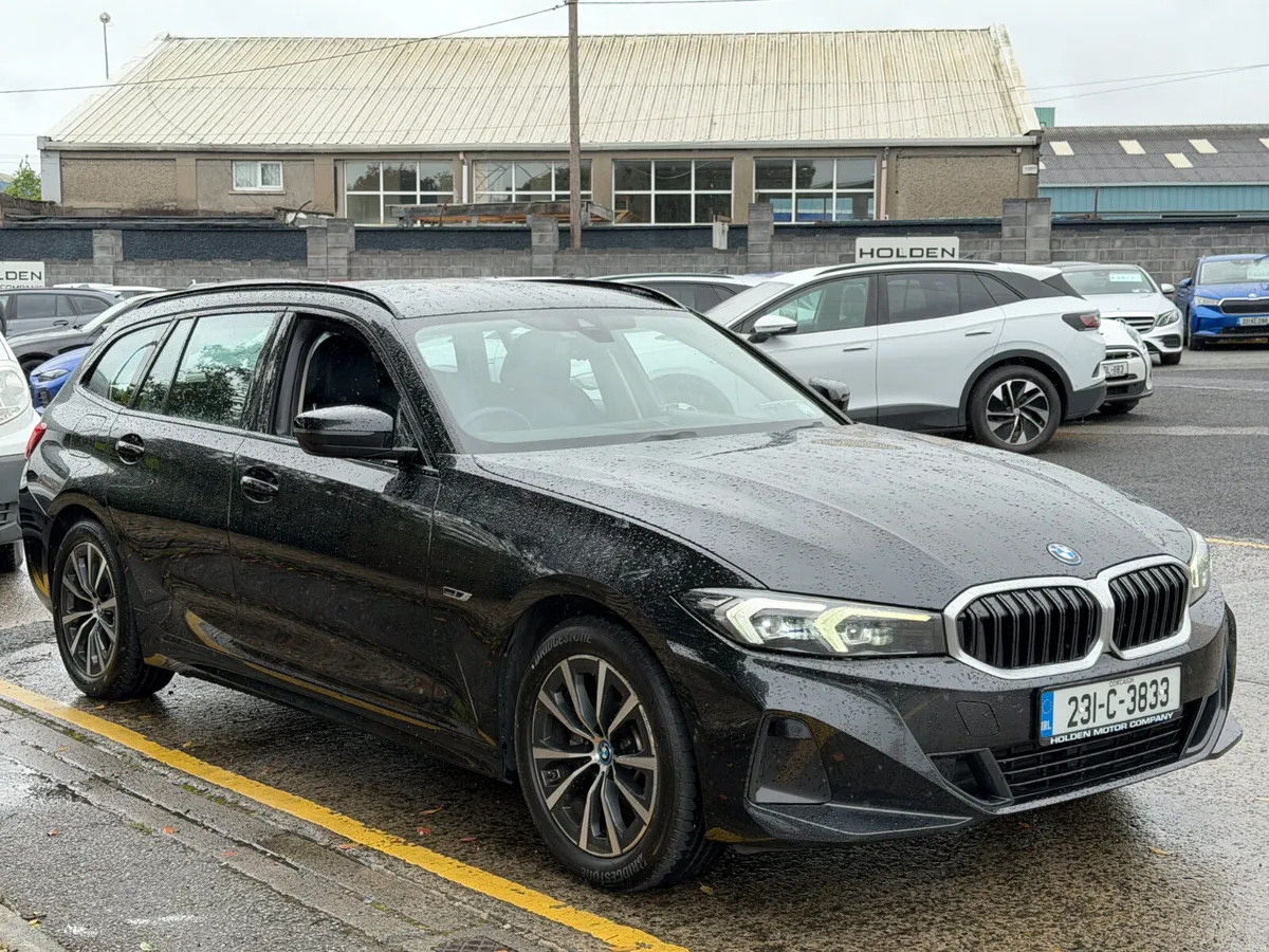 2023 BMW 3-Series. SERVICE HISTORY. REAR CAMERA. - Image 6