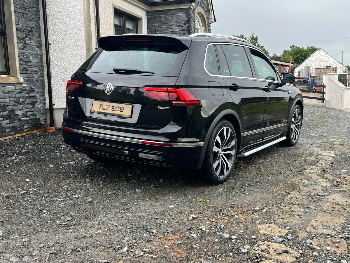 2019 Volkswagen Tiguan - Image 4