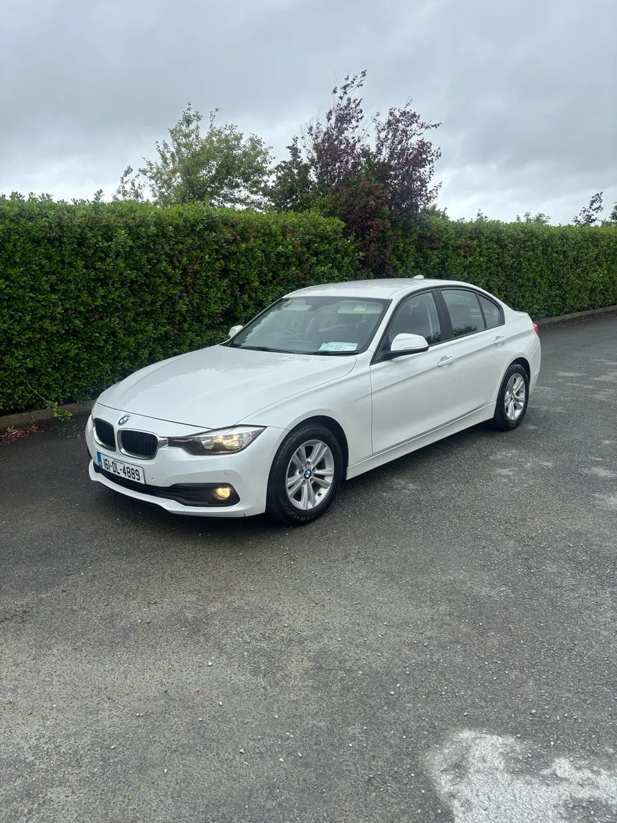 BMW 320d automatic - Image 1