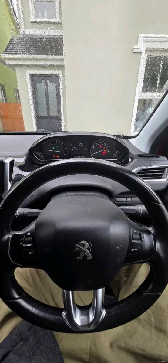 Peugeot 2008 1.6 Blue HDI (100) ACTIVE - Image 2