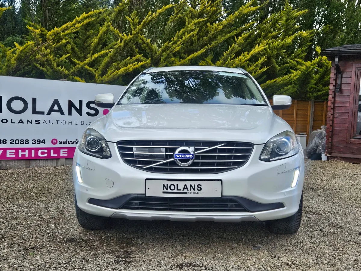 VOLVO XC60 INSCRIPTION MODEL - Image 4