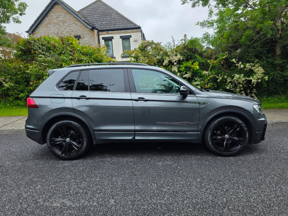 Volkswagen Tiguan RLine 2.0tdi 150HP 5DR - Image 3