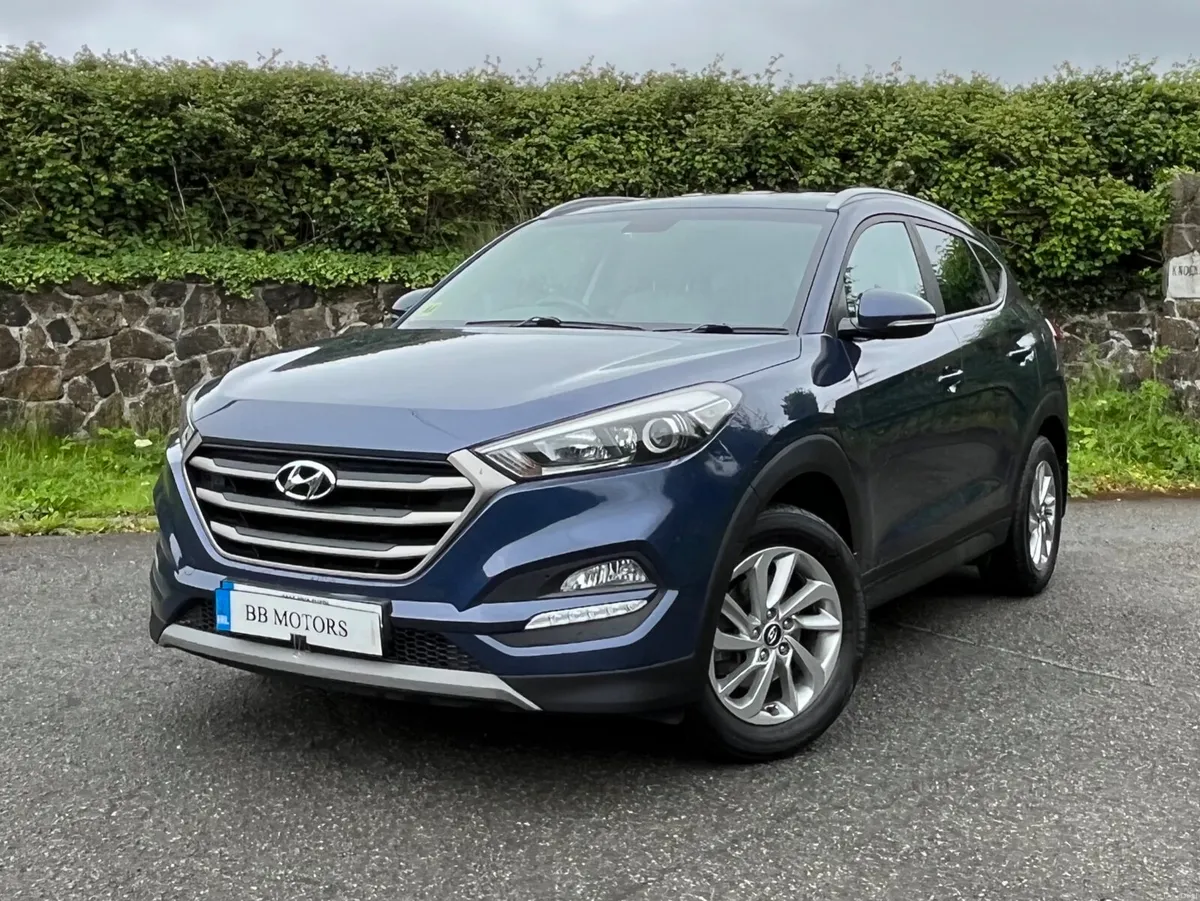 Hyundai Tucson 1.7 D Executive - Image 2
