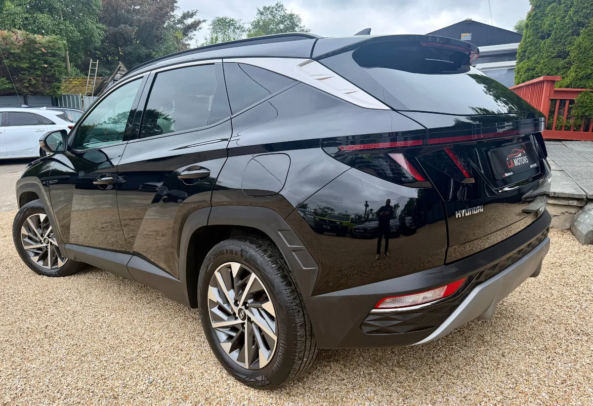 2022 Hyundai Tucson Executive Plus - Image 4