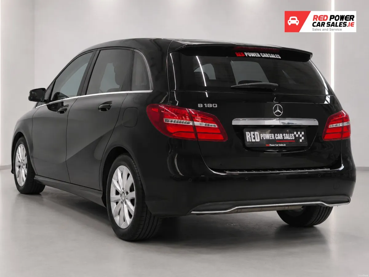 2017 Mercedes-Benz B-Class B180 *CAR PLAY LOW KMS - Image 2