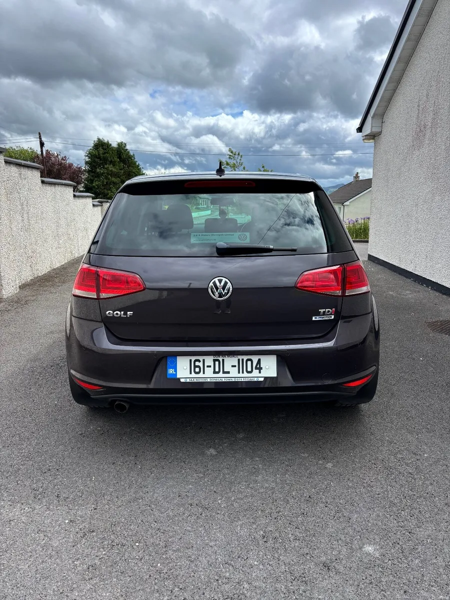 Volkswagen Golf 2016 LOUNGE 1.6 TDI M5F 110HP 5DR - Image 2