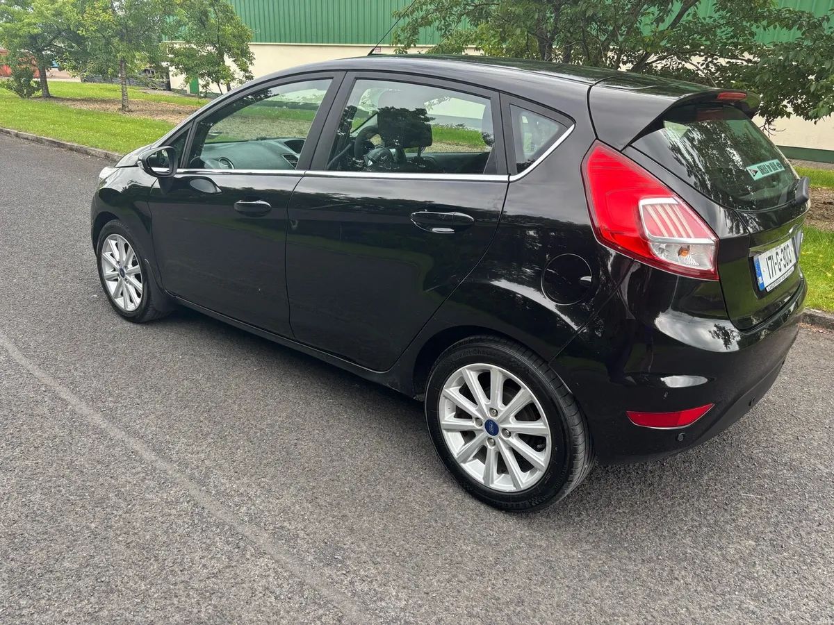 ⭐️2017 FORD FIESTA TITANIUM 1.5 :€5450 - Image 4