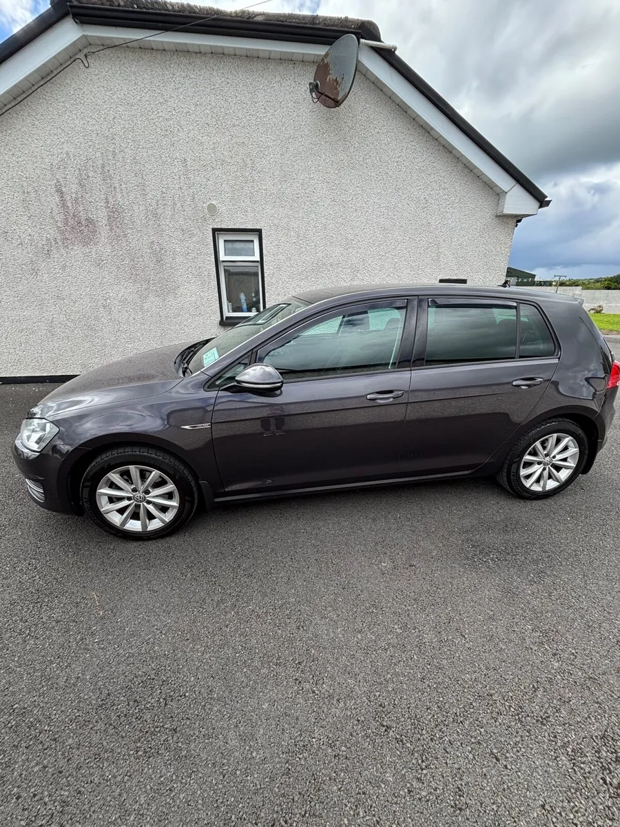 Volkswagen Golf 2016 LOUNGE 1.6 TDI M5F 110HP 5DR - Image 6