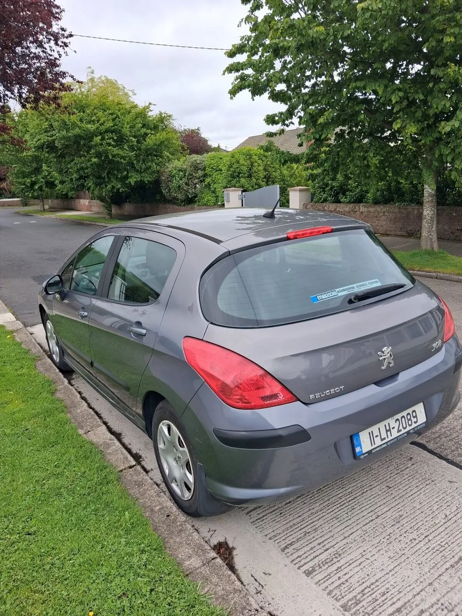 2011 Peugeot 308  AUTOMATIC AWAITING PREPARATION - Image 2