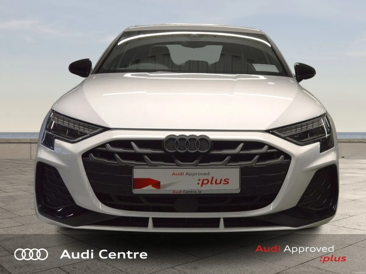 Audi A3 SAL 30 TDI 115HP S Line - Image 2