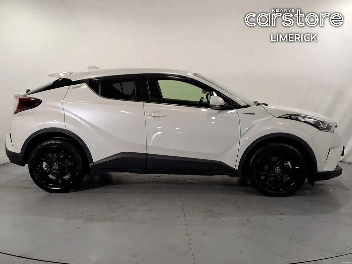 Toyota C-HR 1.8 hybrid - Image 2