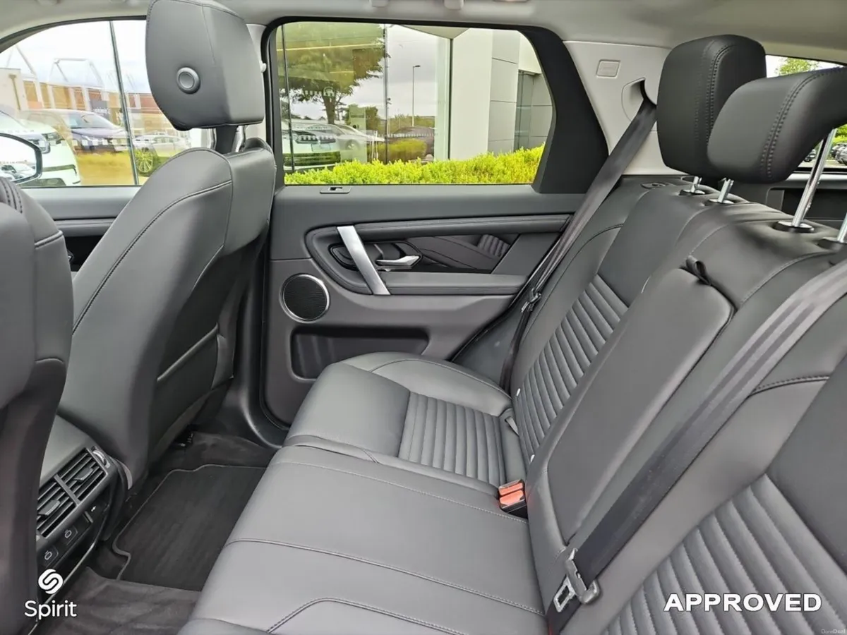 Land Rover Discovery Sport 1.5 I3 PHEV 309 PS AWD - Image 5