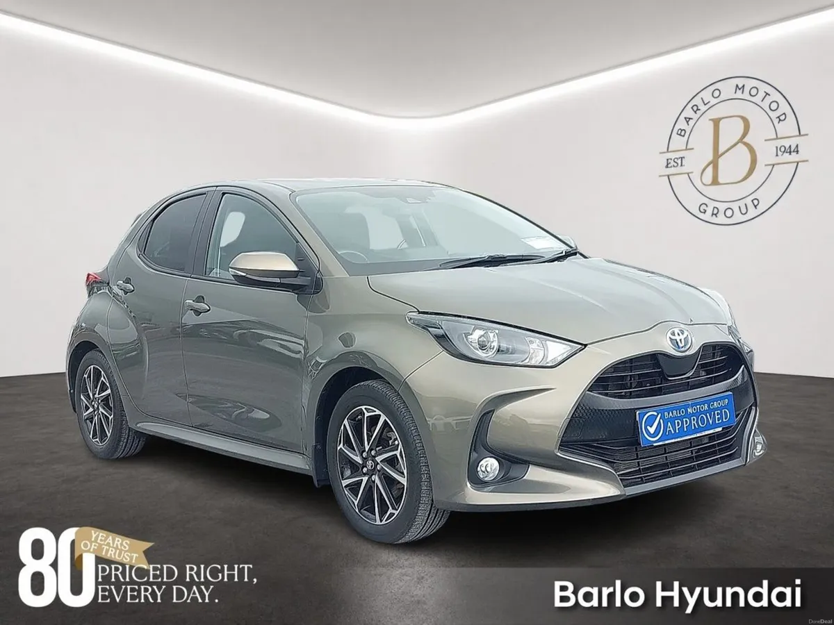 Toyota Yaris 1.5 Hybrid Luna - Image 1