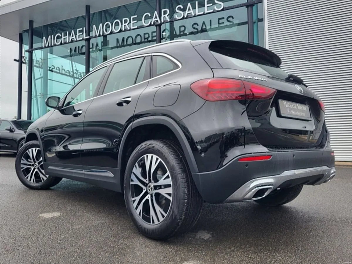 Mercedes-Benz GLA GLA180d Progressive Line Plus AU - Image 3