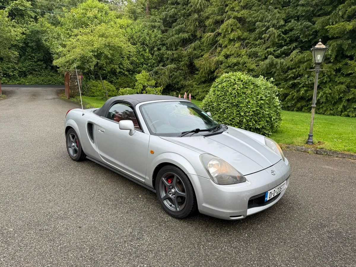 Toyota Mr2 - Image 1