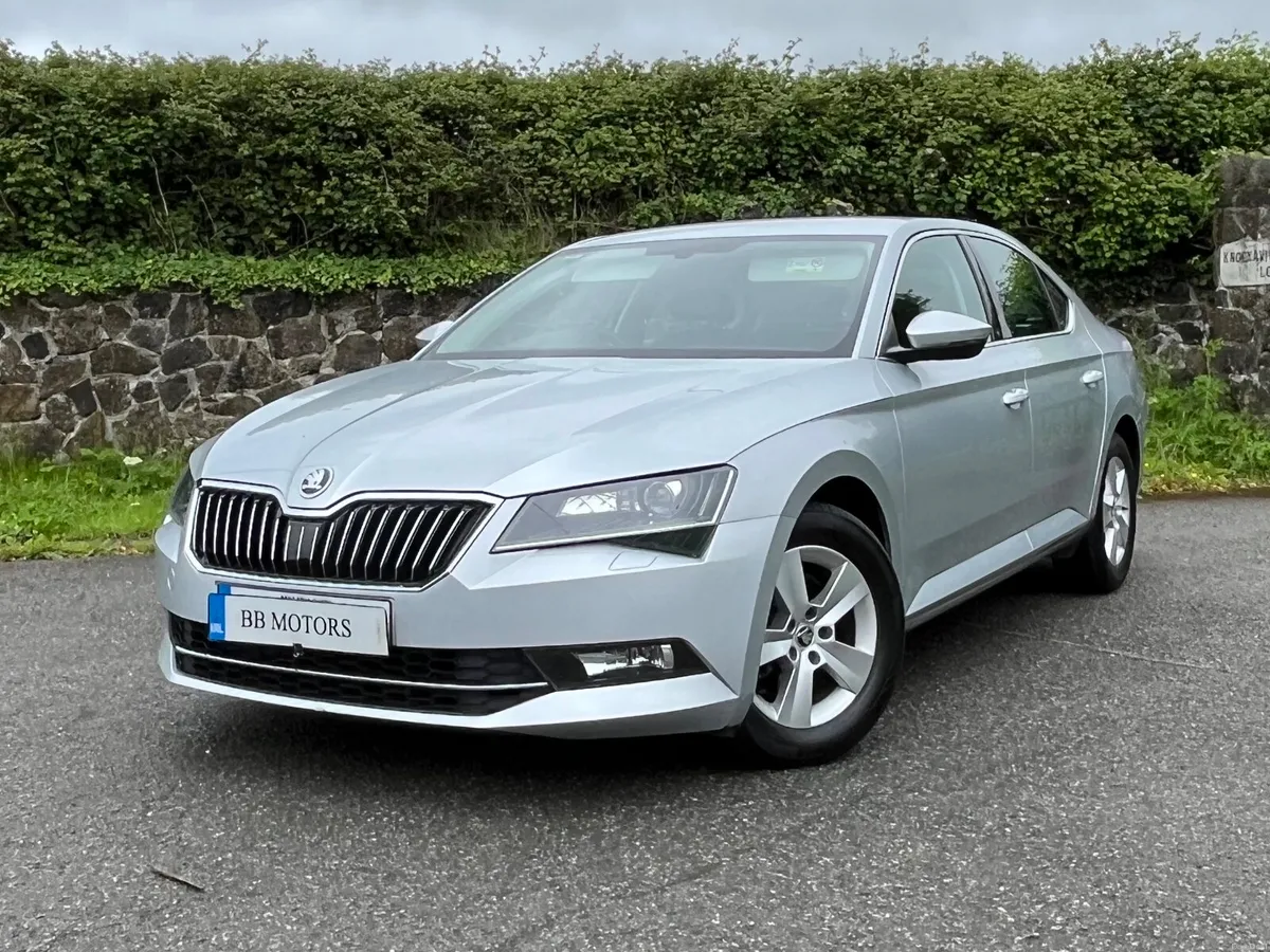 Skoda Superb 1.6 TDI 120bhp Ambition DSG - Image 5