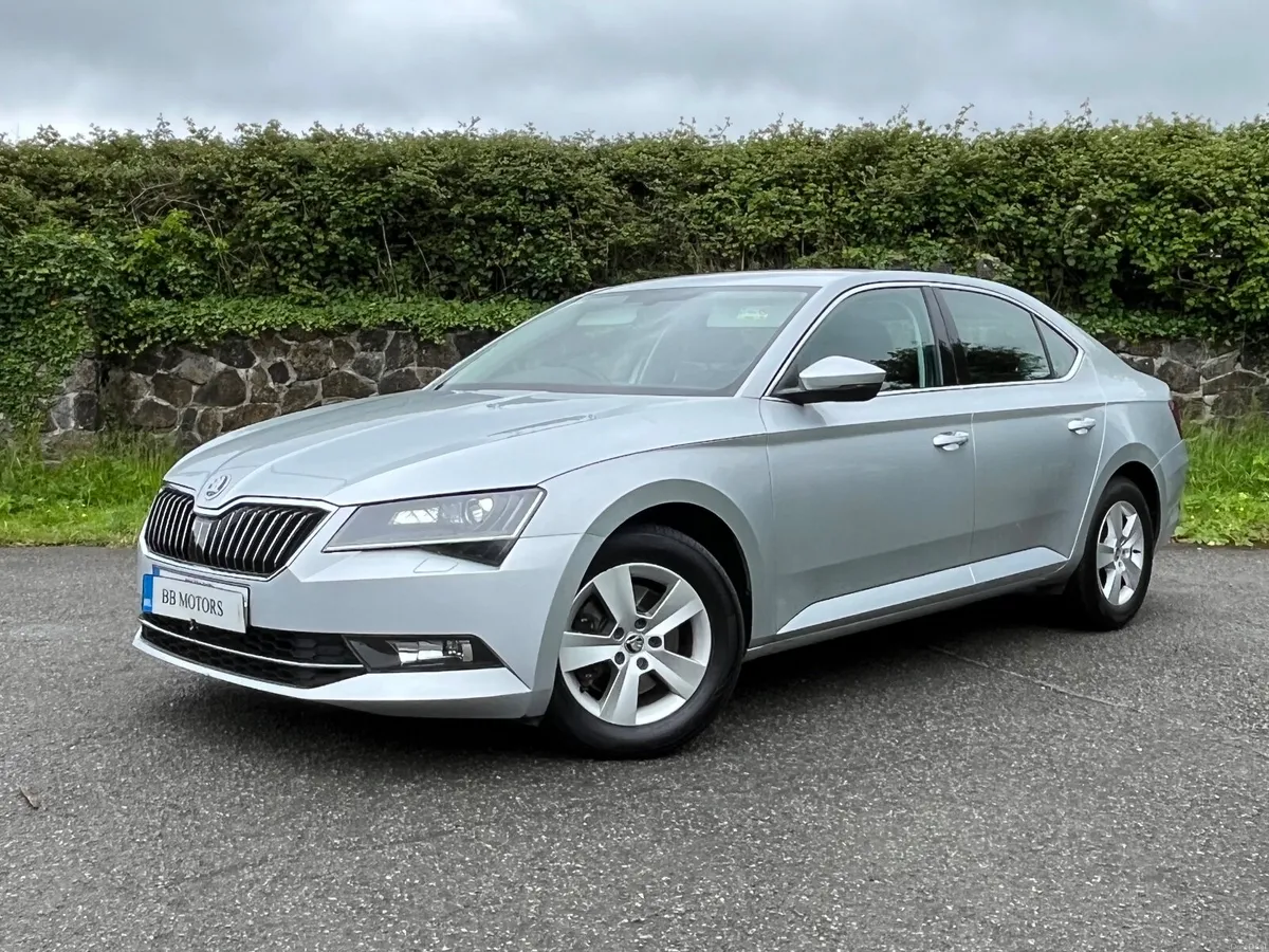 Skoda Superb 1.6 TDI 120bhp Ambition DSG - Image 6