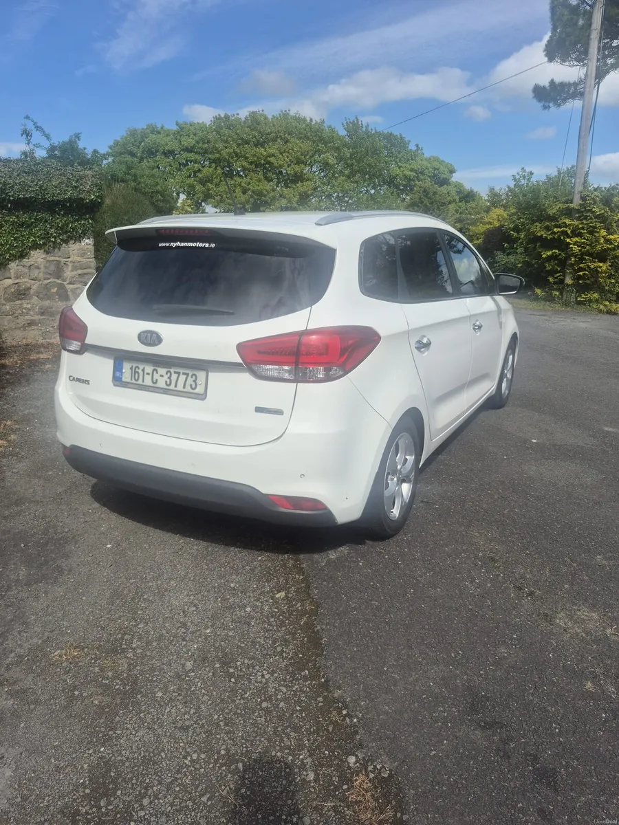 Kia carens - Image 4