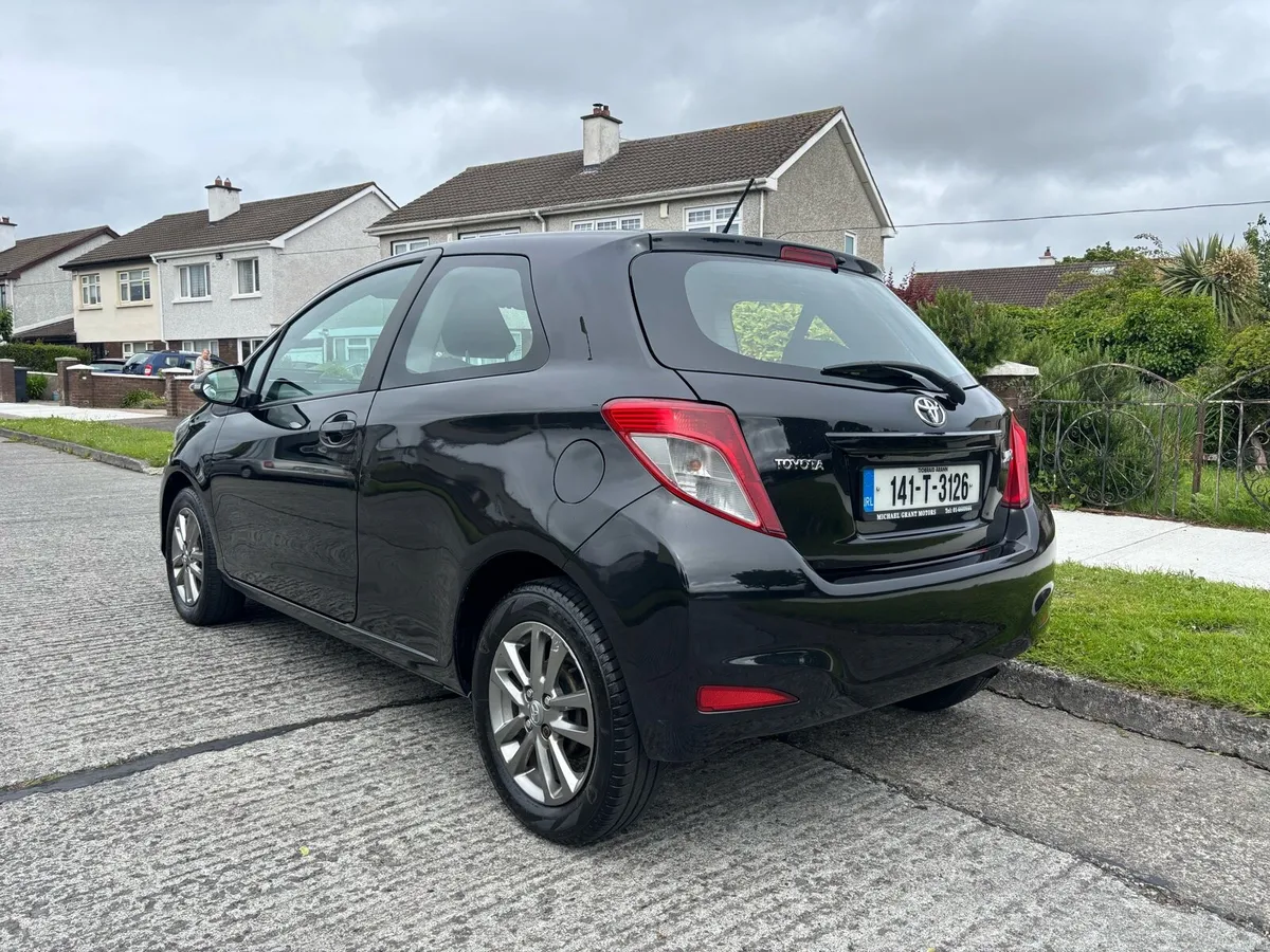 2014 Toyota Yaris NCT&TAX 2027 - Image 4