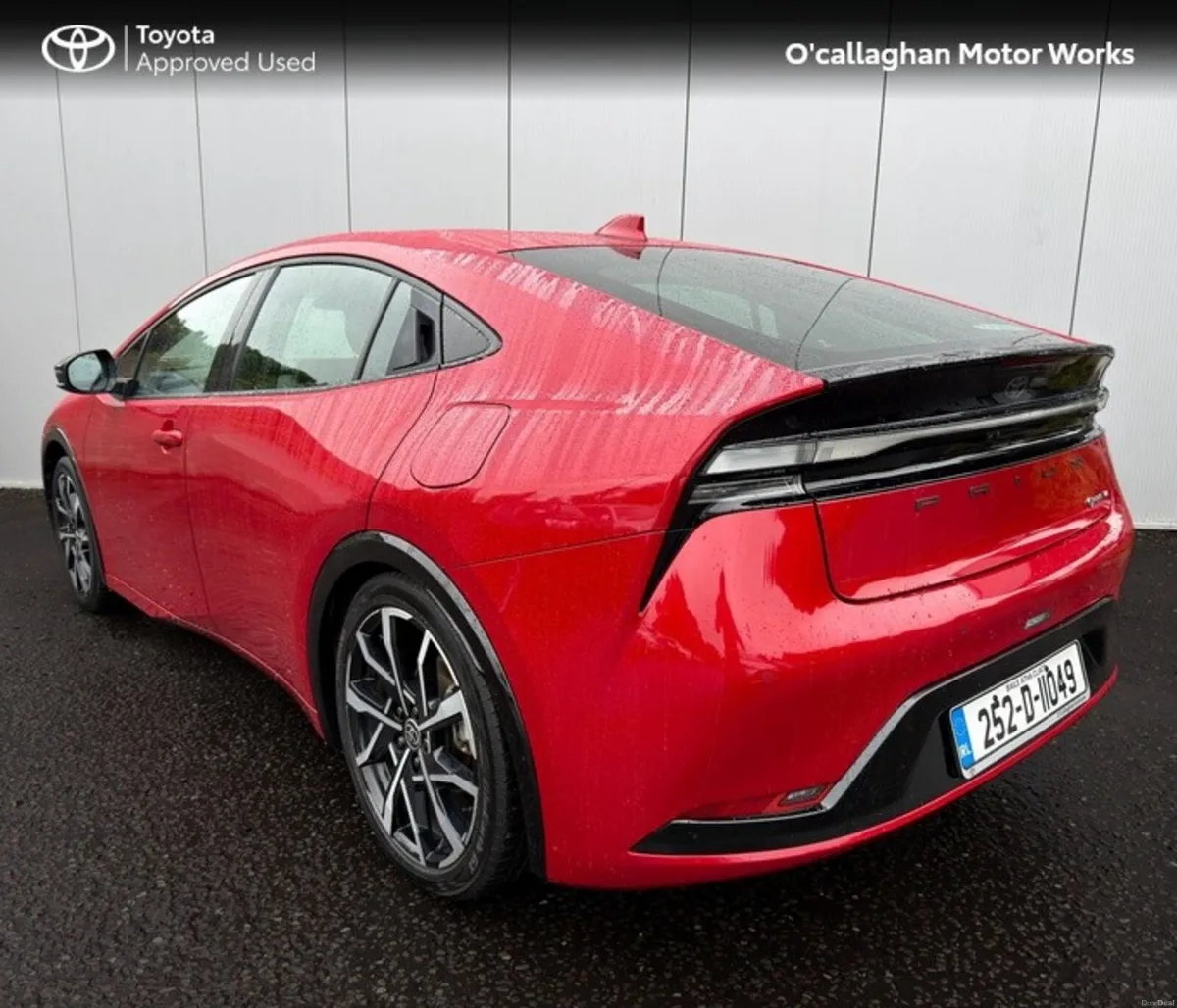 Toyota Prius PRIUS PLUG-IN HYBRID - Image 3