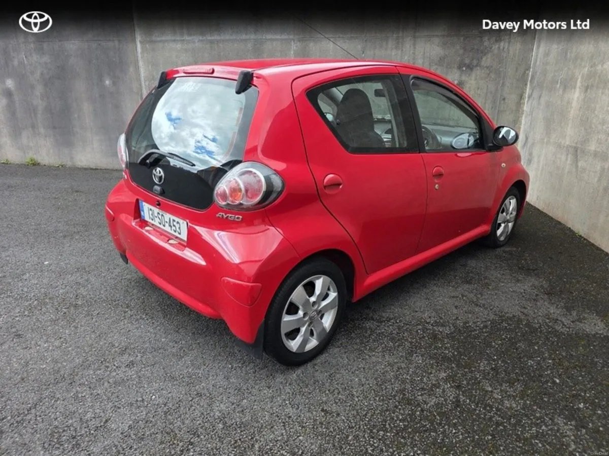 Toyota Aygo AYGO 1.0 5DR AURA RC - Image 2