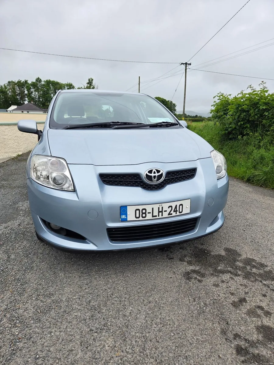 Toyota Auris 2008 - Image 1