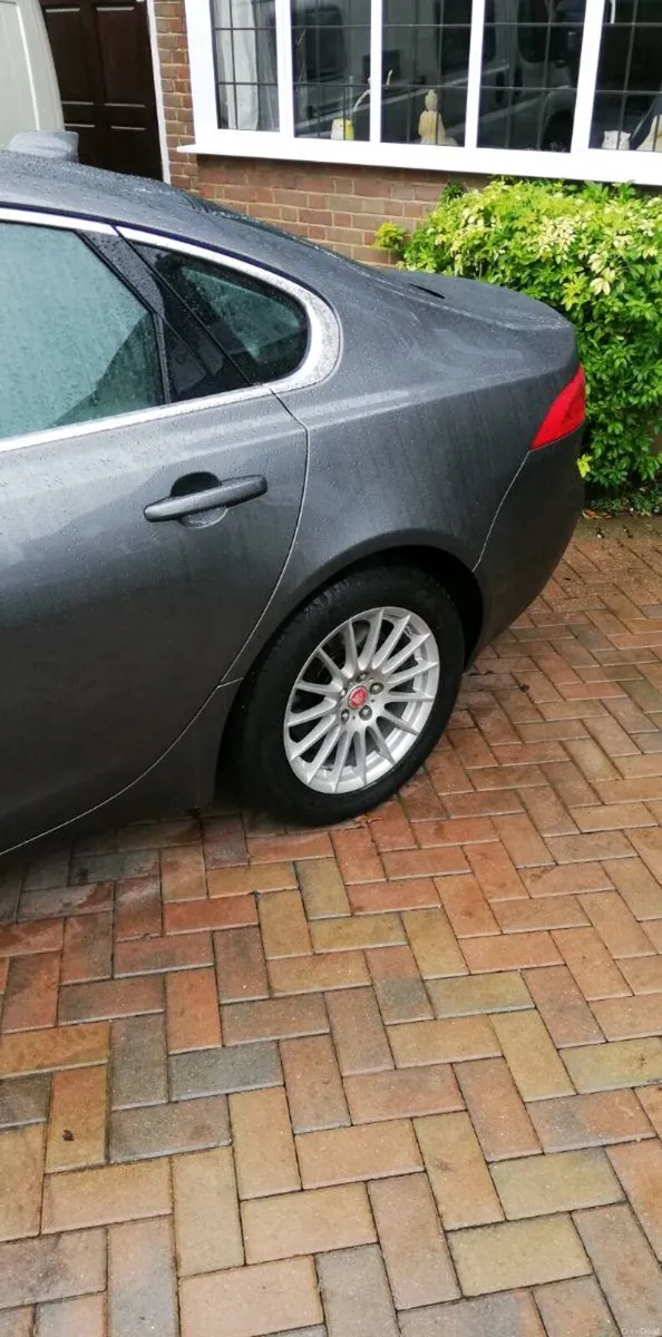 Jaguar XF. Prestige. 2.0T - Image 6