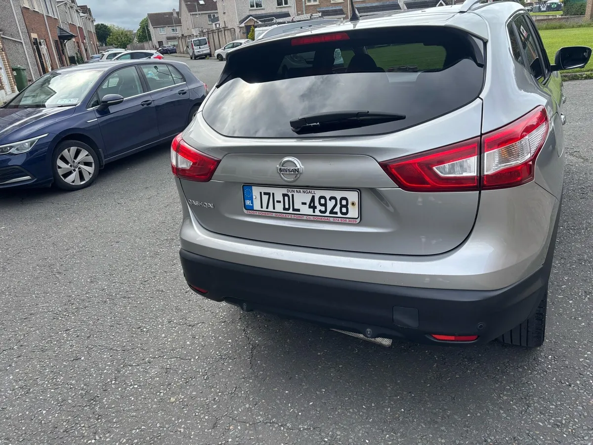 2017 Nissan qashqai nct until 6/27 - Image 3