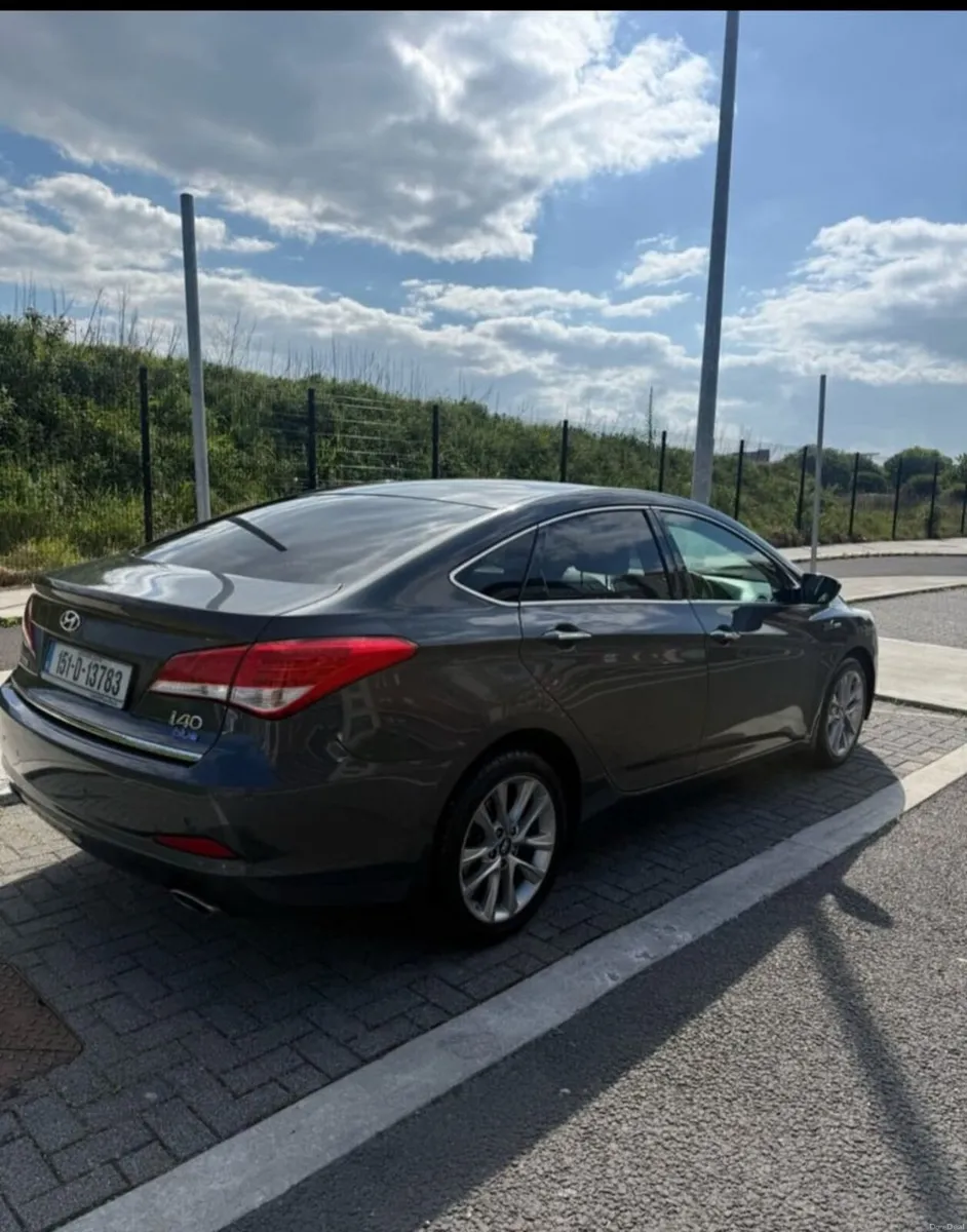 i40 Salon Executive Plus 4DR - Image 1