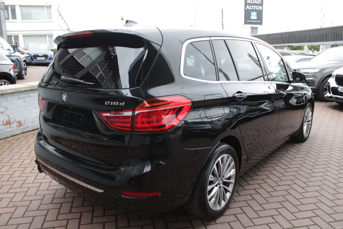 2.0D SE LUXURY 7 SEATER AUTOMATIC IMMACULATE CONDI - Image 4