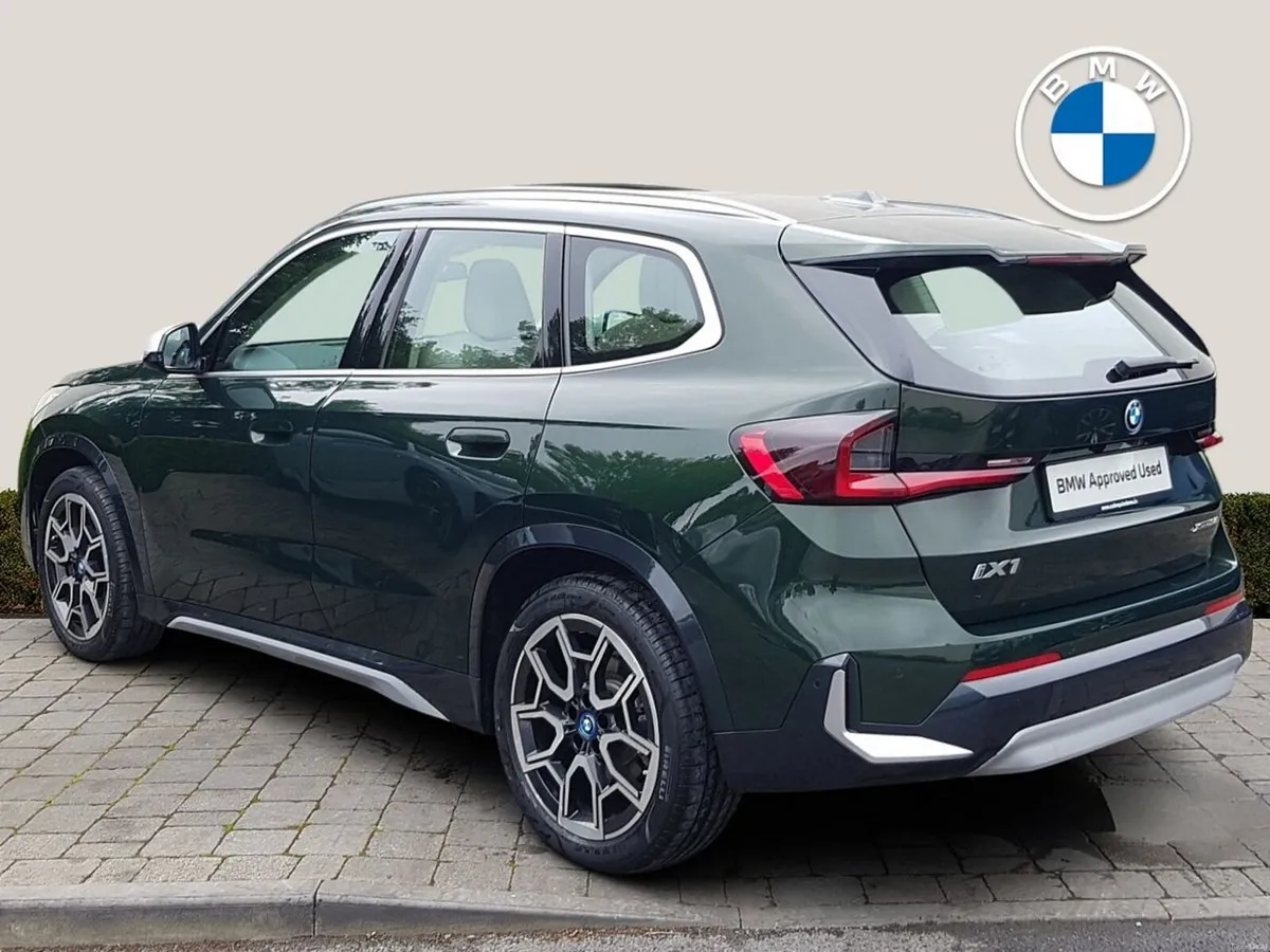 BMW iX1 xDrive30 xLine - Image 2