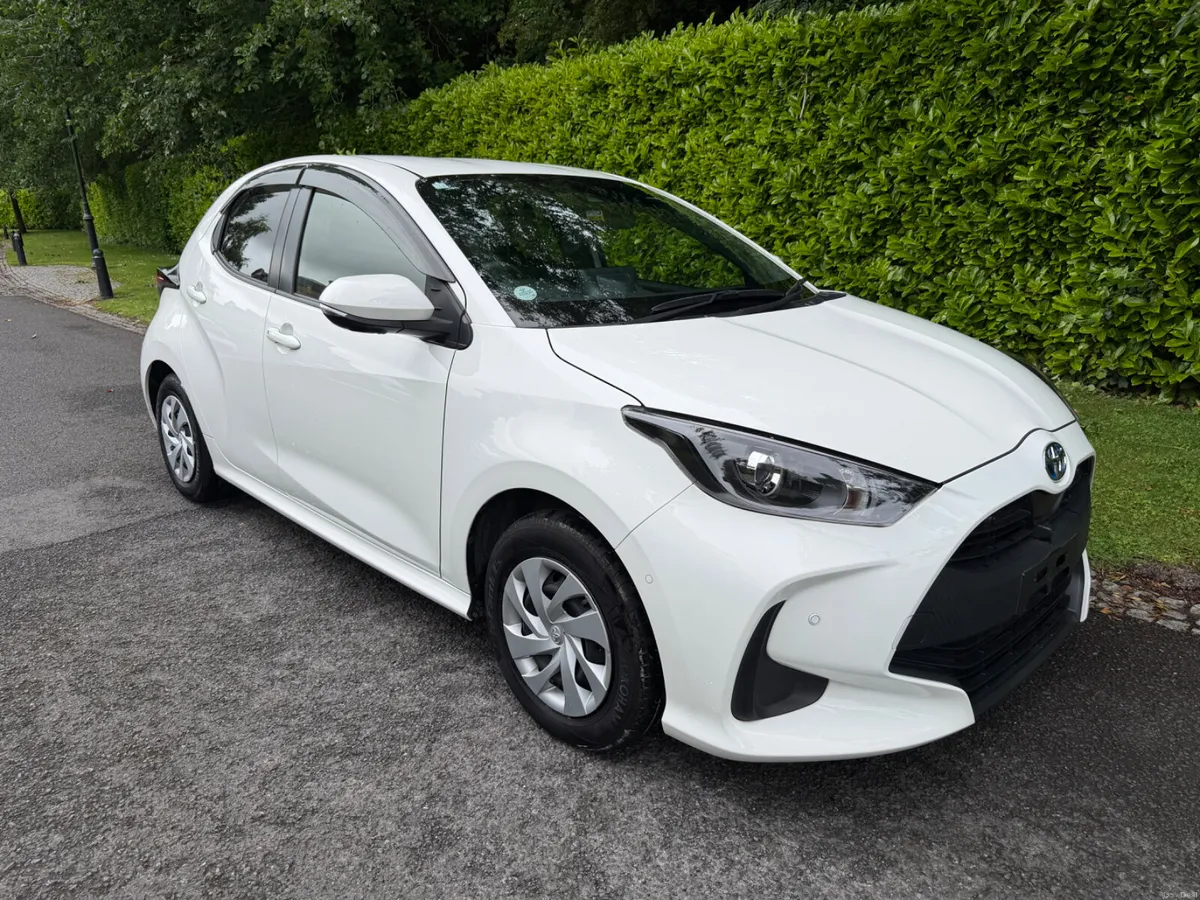2020 Toyota Yaris Hybrid - Low Mileage - €12,950 - Image 1