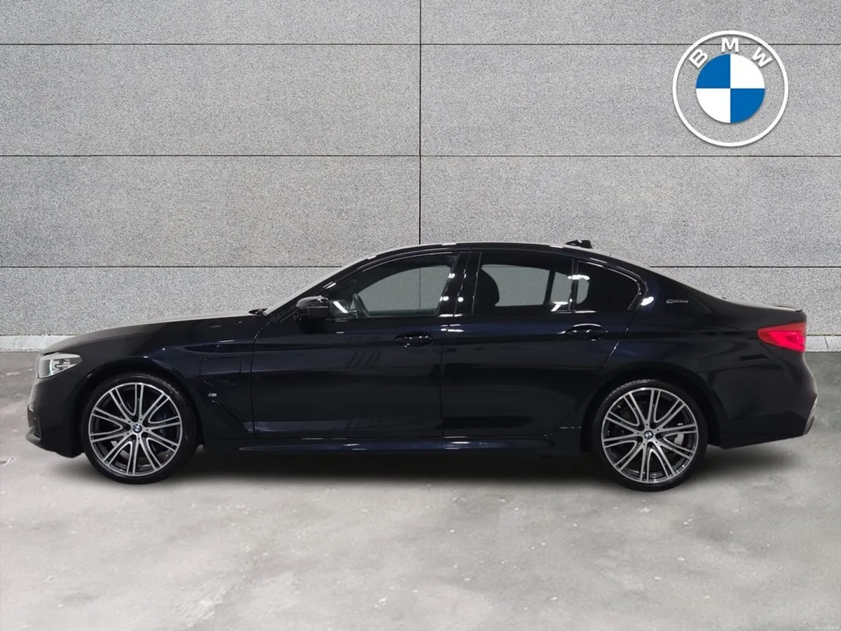 BMW 5-Series 530e M Sport Auto - Image 4