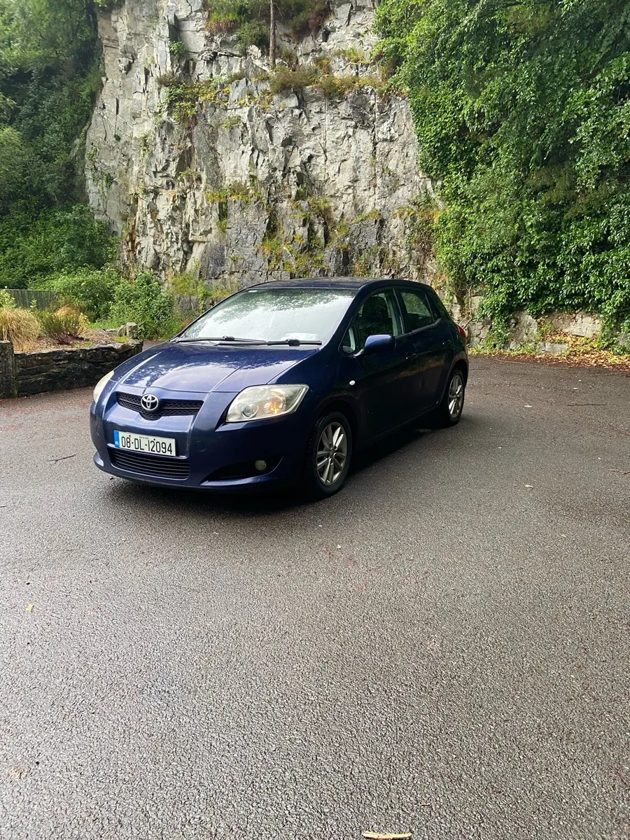 Toyota auris - Image 1