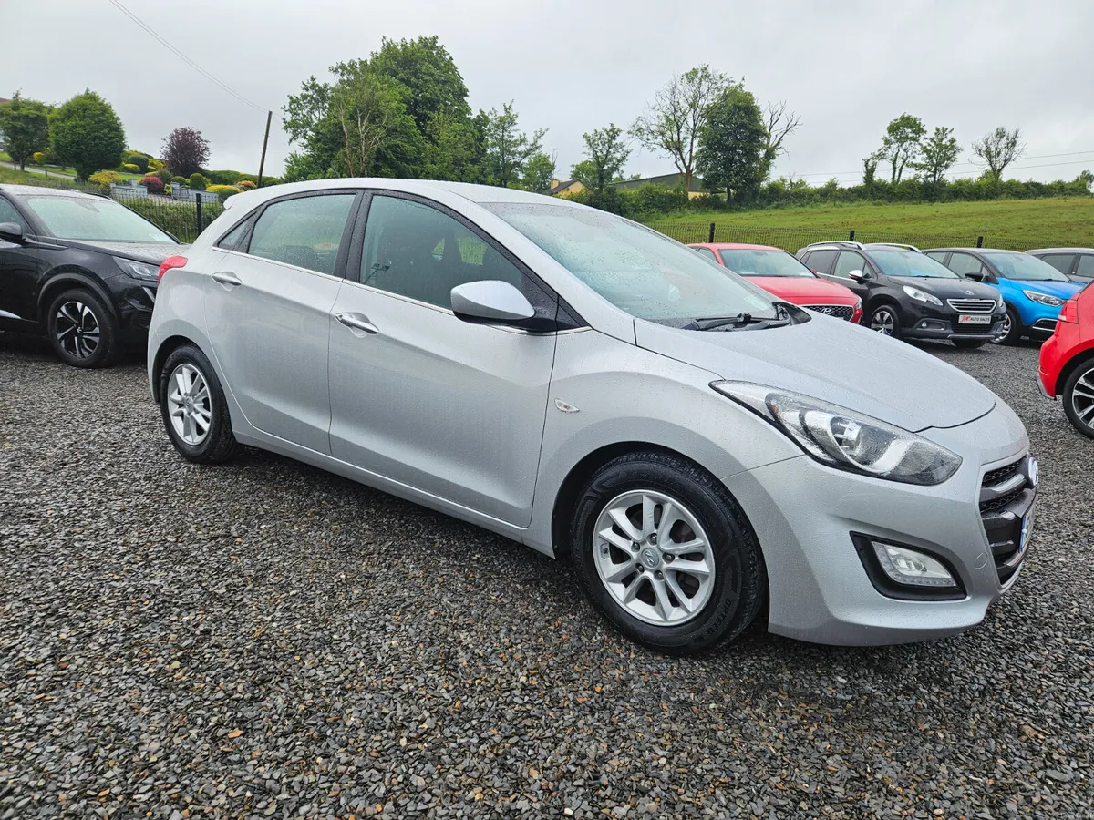 Hyundai i30 2016 - Image 2