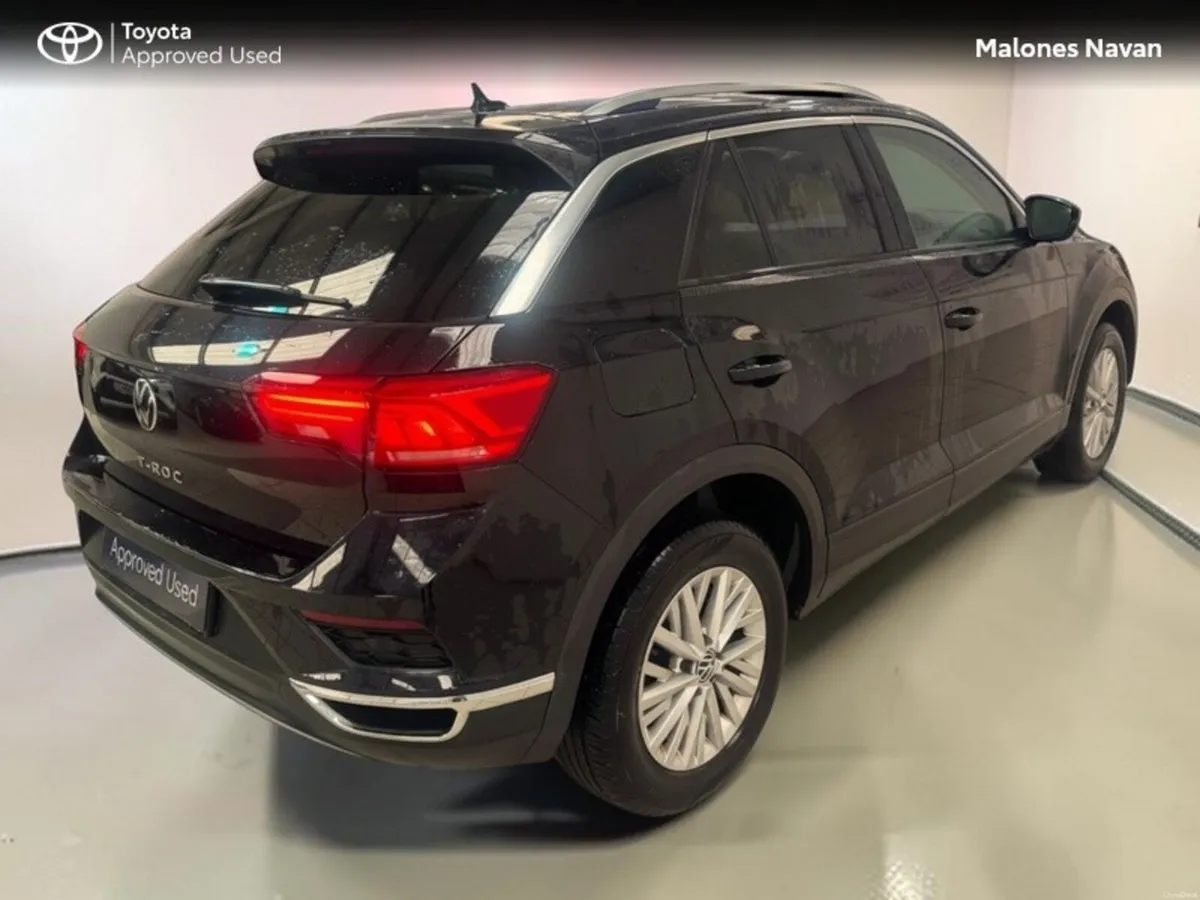 Volkswagen T-Roc DESIGN 1.0 TSI MANUAL 6SPEED FWD - Image 2