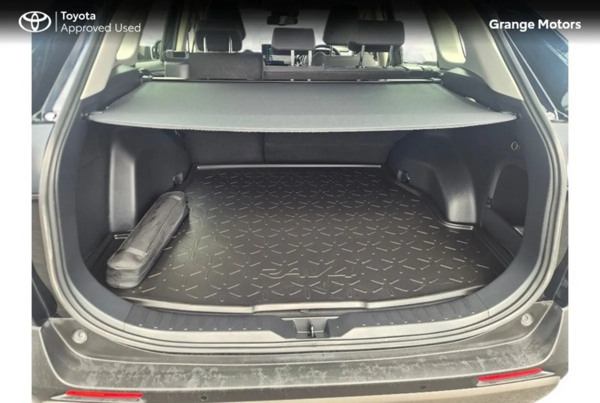 Toyota RAV4 2.5 HYBRID LUNA 4DR AUTO - Image 6