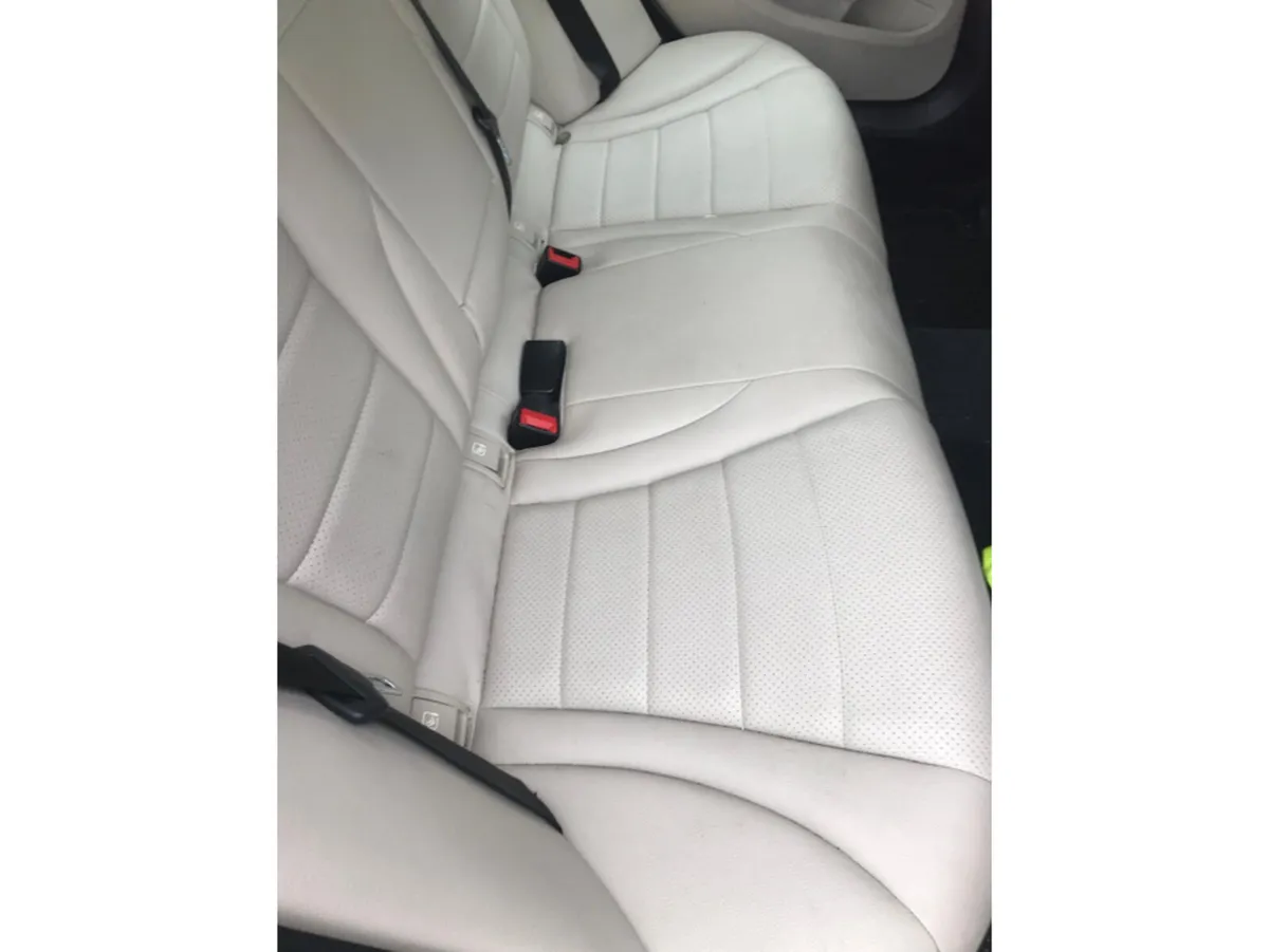 Mercedes-Benz C-Class 200 D AVANTGARDE AUTO 4DR - Image 5