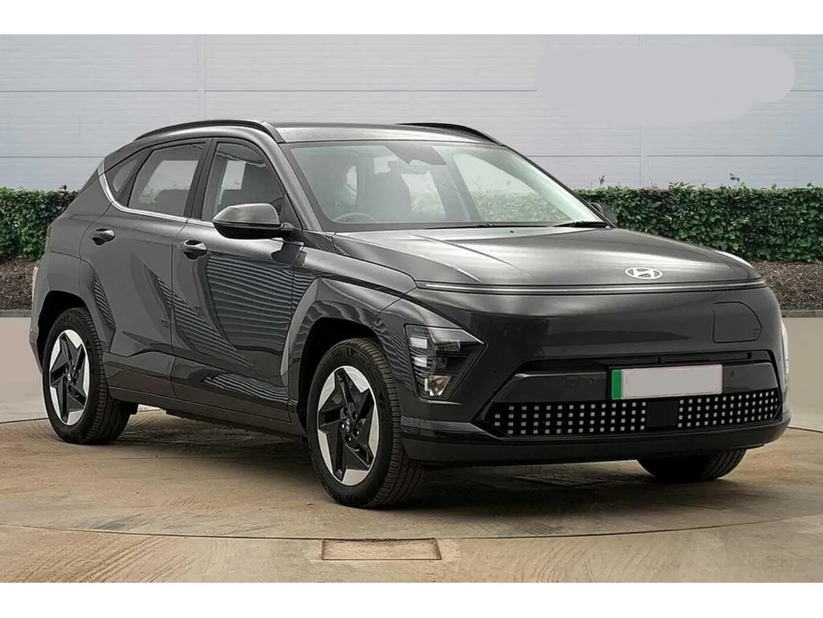 Hyundai KONA ADVANCE EV 65Kw ** LONG RANGE BATTERY - Image 1