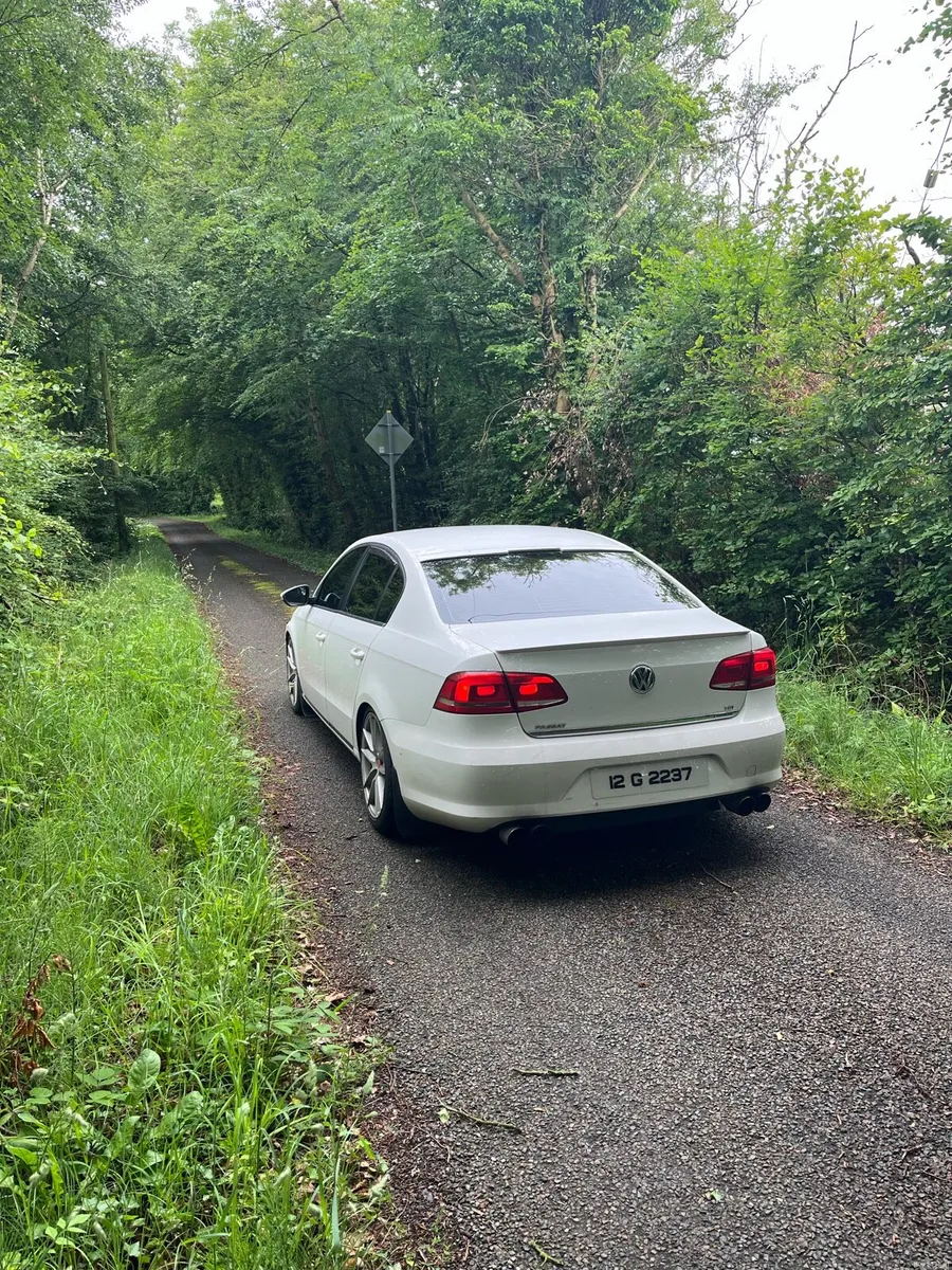 VW Passat B7 - Image 4