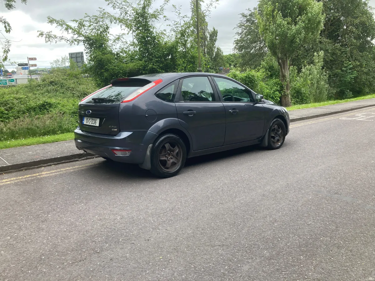 2010 Ford Focus 1.6 Diesel Hatchback - Image 3
