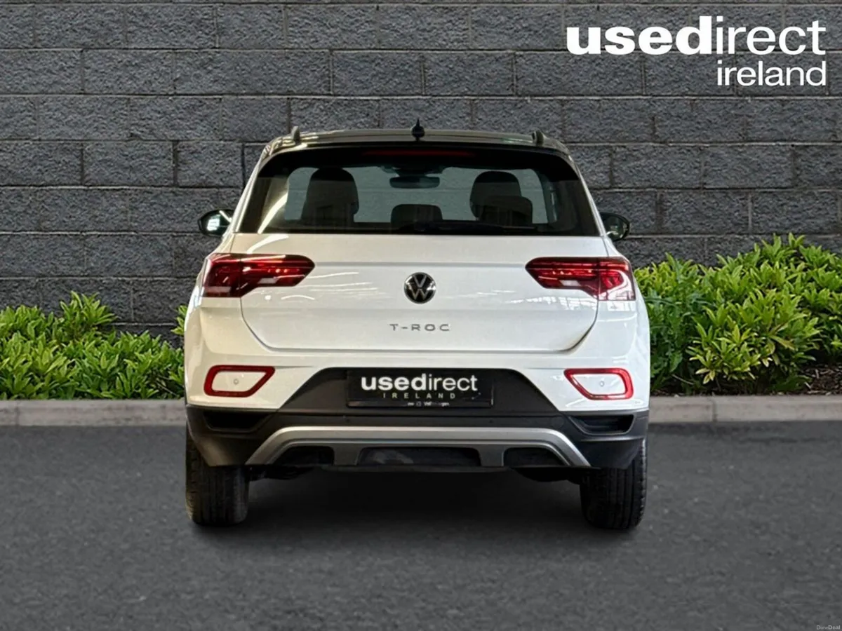 Volkswagen T-Roc   Life  1.5 TSi 150 DSG 2WD Auto - Image 4
