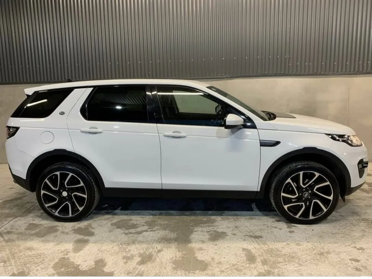 Discovery sport automatic 7 seater - Image 1