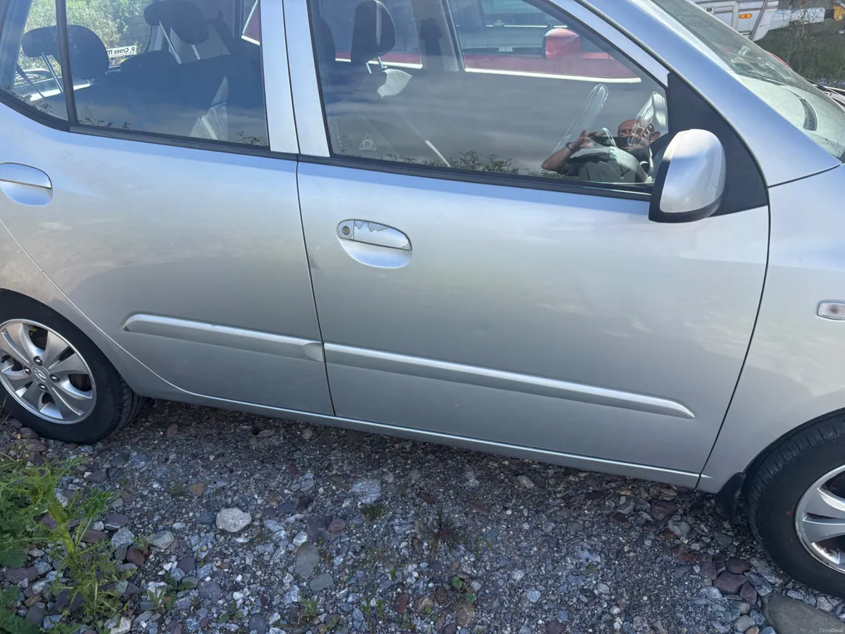 Hyundai i10 Automatic - Image 1