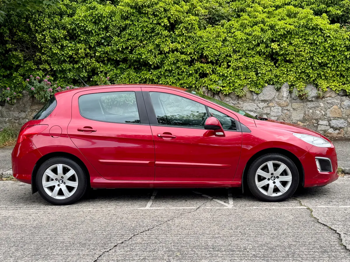 Peugeot 308 2014!!!!!!ONLY 33K MILES!!!!!! - Image 4