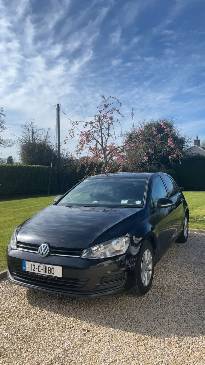 Volkswagen Golf 2012 - Image 1
