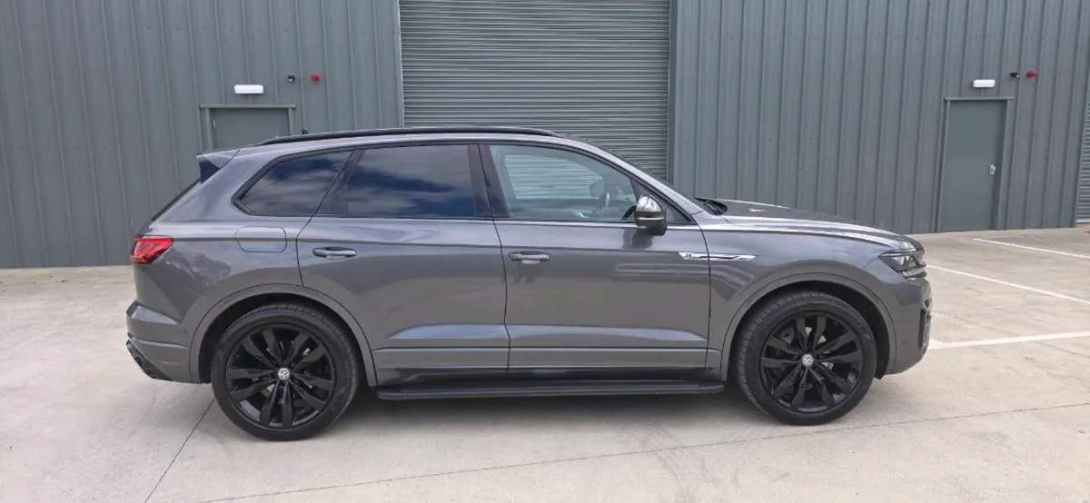Volkswagen Touareg - Image 2