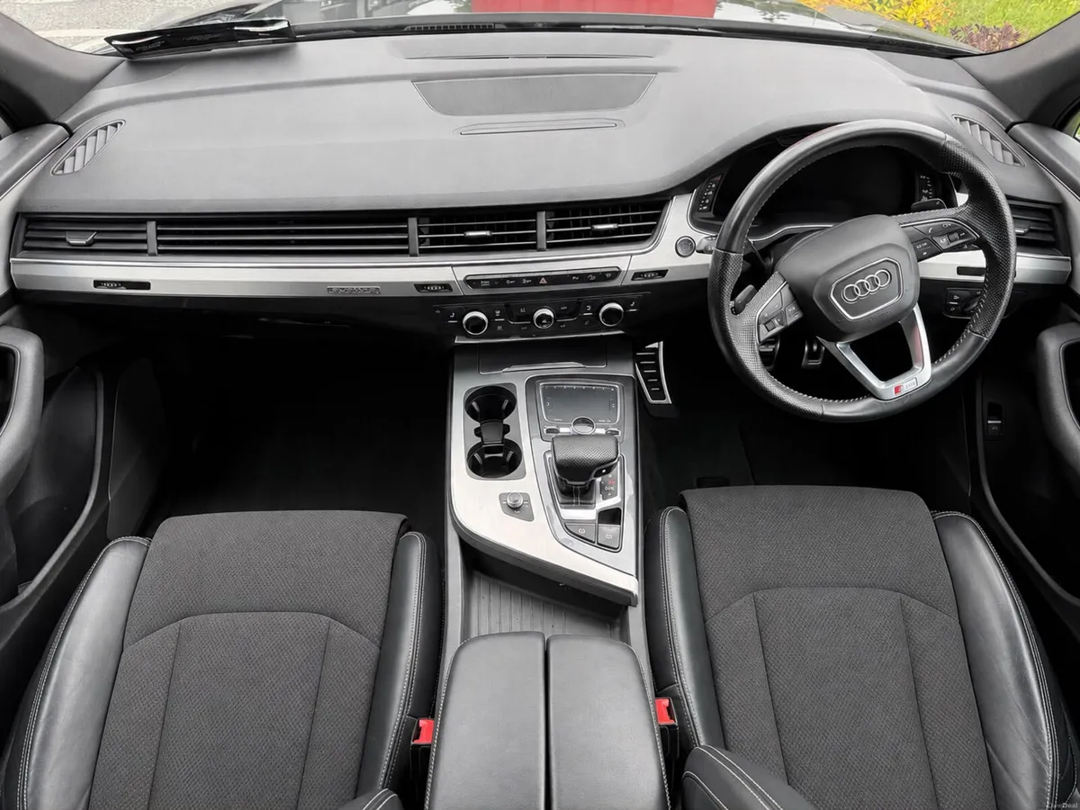 2019 Audi Q7 3.0 TDI 45 S LINE QUATTRO // 7 SEATER - Image 3