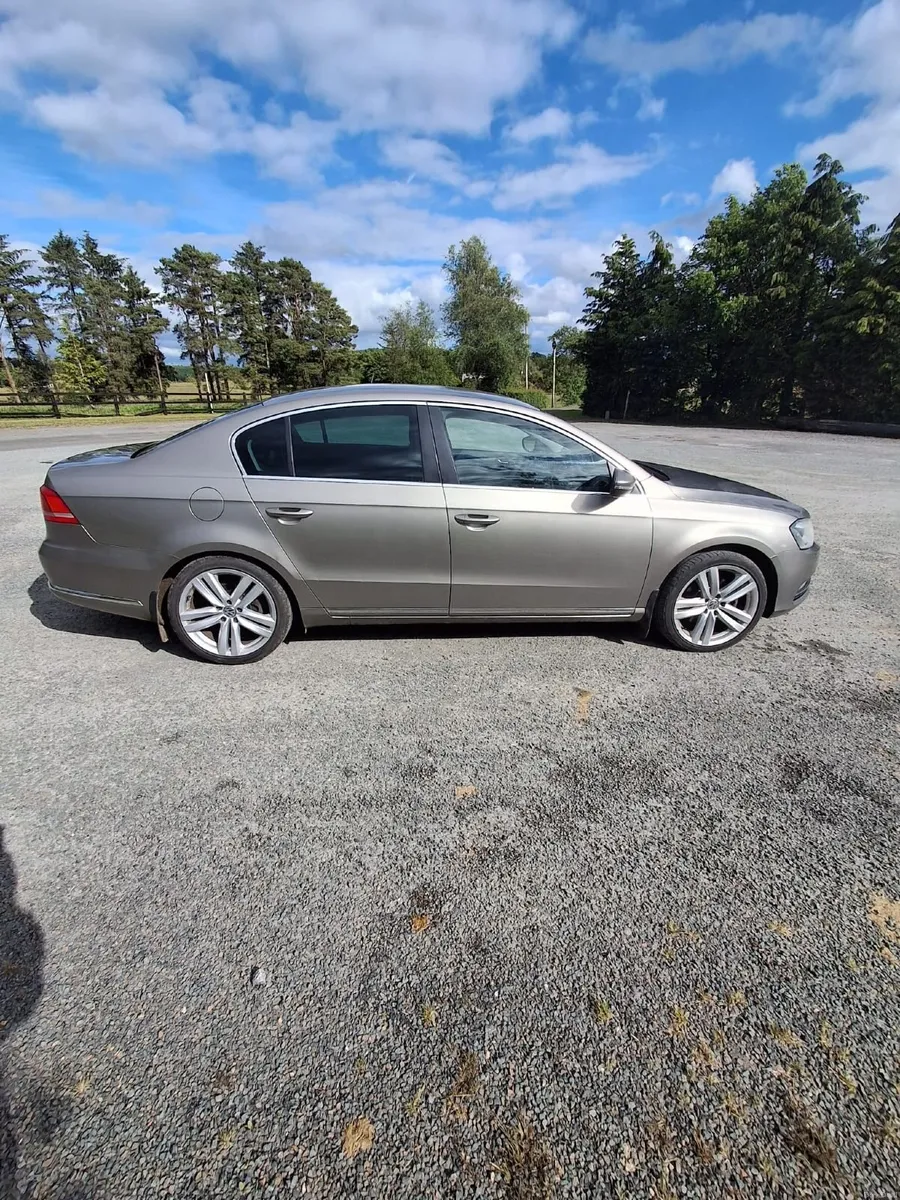 Volkswagen Passat 2014 - Image 1