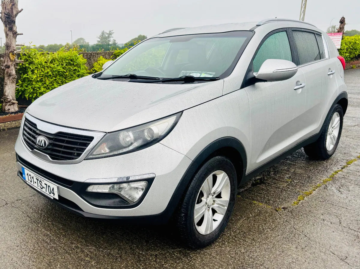 Kia Sportage 2013 IMMACULATE - Image 4